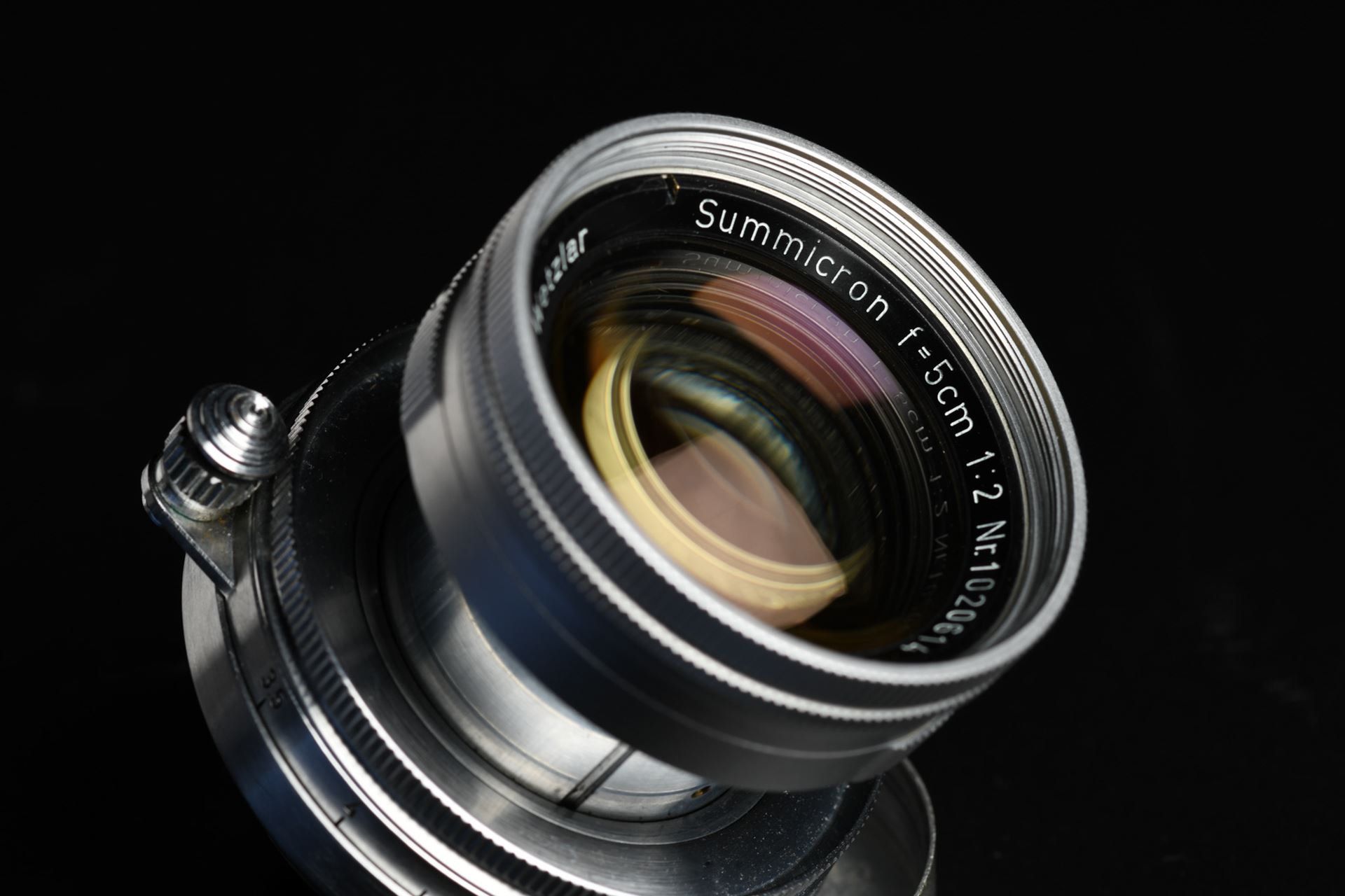 Picture of Leica Summicron 5cm f/2 Radioactive Yellow Glass Screw Mount LTM L39