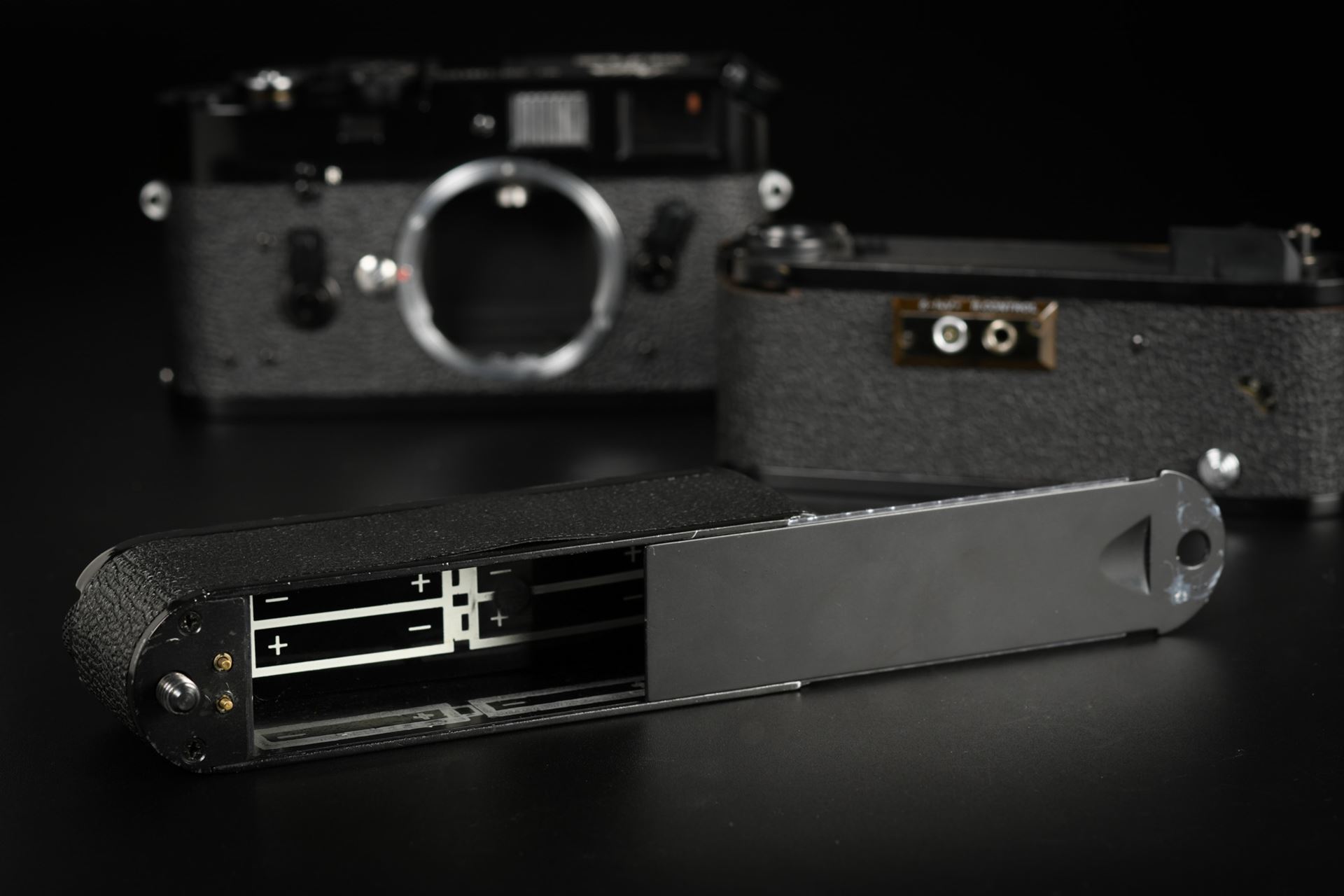 Picture of Leica M4-MOT Black Paint with New York Motor Drive