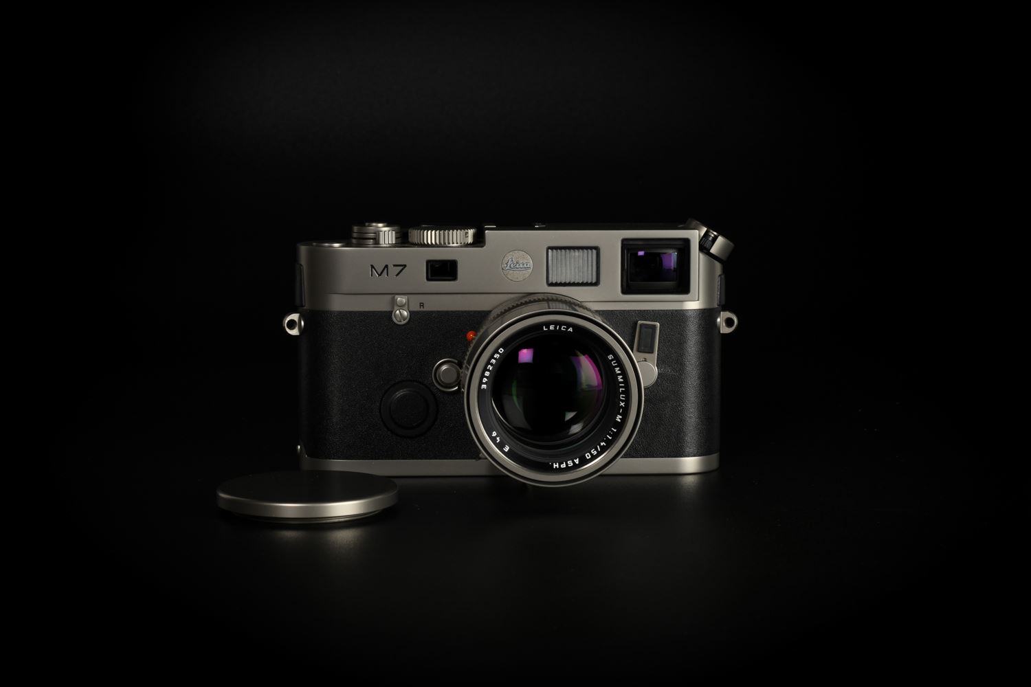 Picture of Leica M7 Titanium M 50 Jahre with Summilux-M 50mm f/1.4 ASPH Set