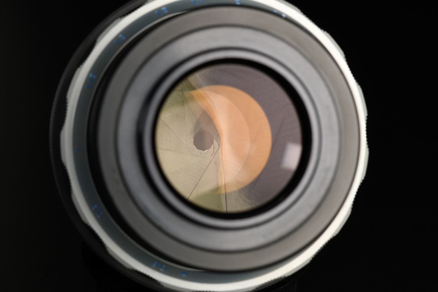 Picture of Meyer Optik Gorlitz Somnium 85mm f/1.5 M42