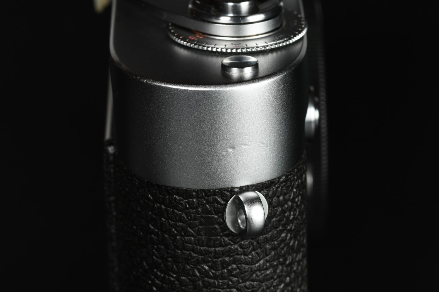 Picture of Leica M2 Button Silver (Canadian Big M2)