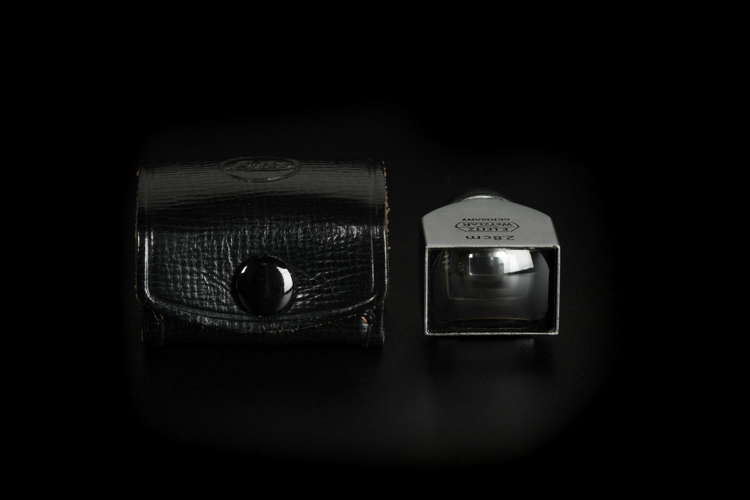 Picture of Leica 28mm SLOOZ Silver Metal Viewfinder