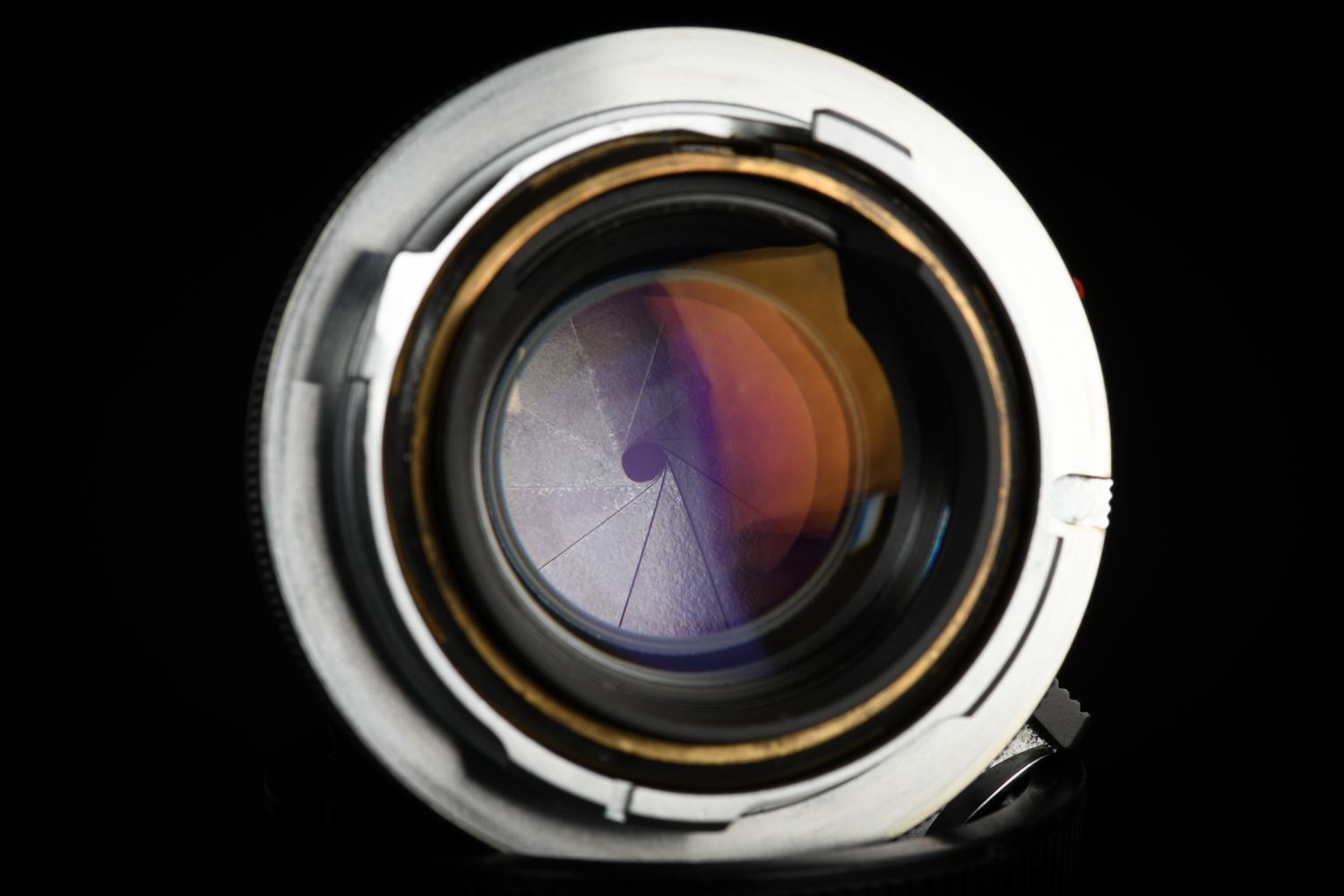 Picture of Leica Summilux-M 35mm f/1.4 Ver.2 Infinity Lock M2