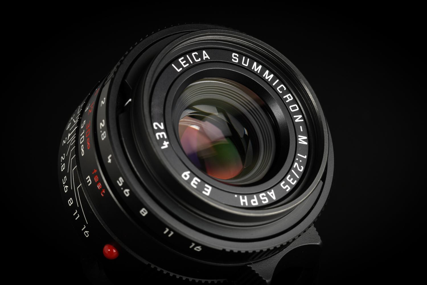 Picture of Leica Summicron-M 35mm f/2 ASPH Black Chrome