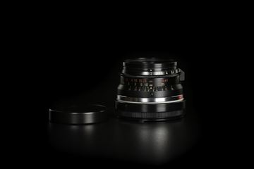 Picture of Leica Summicron-M 35mm f/2 Ver.1 8-element Germany Black Paint M2
