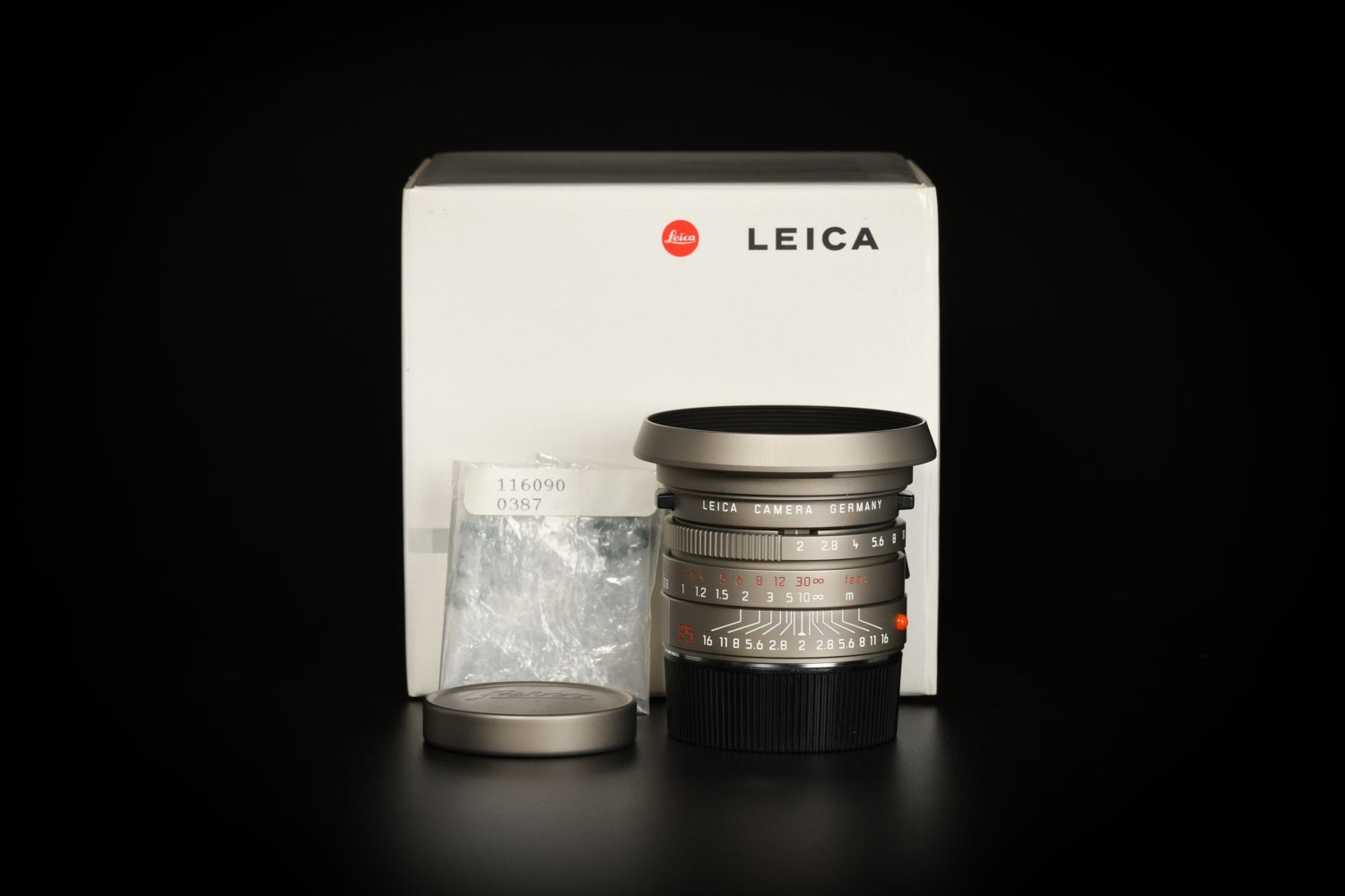 Picture of Leica Summicron-M 35mm f/2 ASPH Titanium