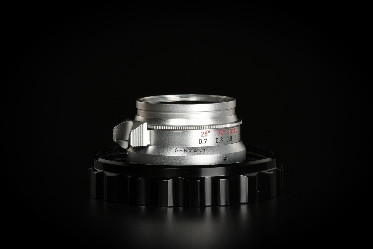 Picture of Leica Summicron-M 35mm f/2 Ver.1 8-element Germany M2 Silver