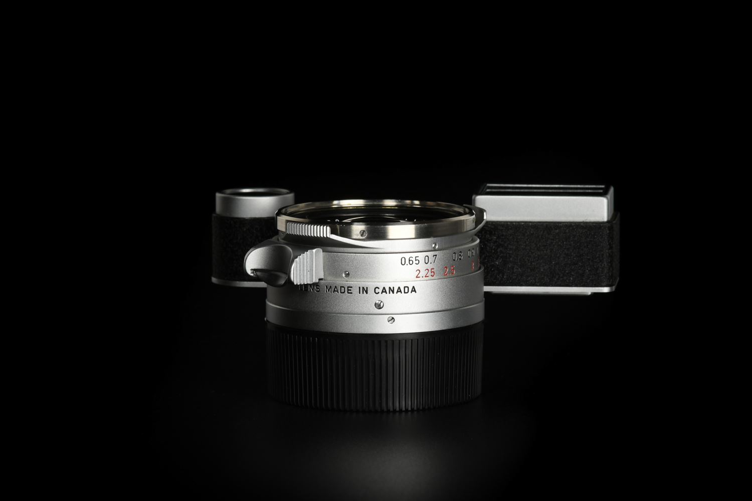 Picture of Leica Summilux-M 35mm f/1.4 Ver.1 Steel Rim Silver M3