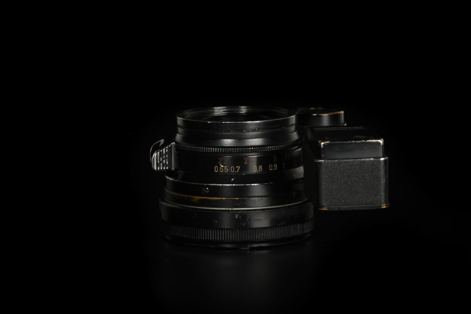 Picture of Leica Summicron-M 35mm f/2 Ver.1 8-element Black Paint Brass Mount for M3