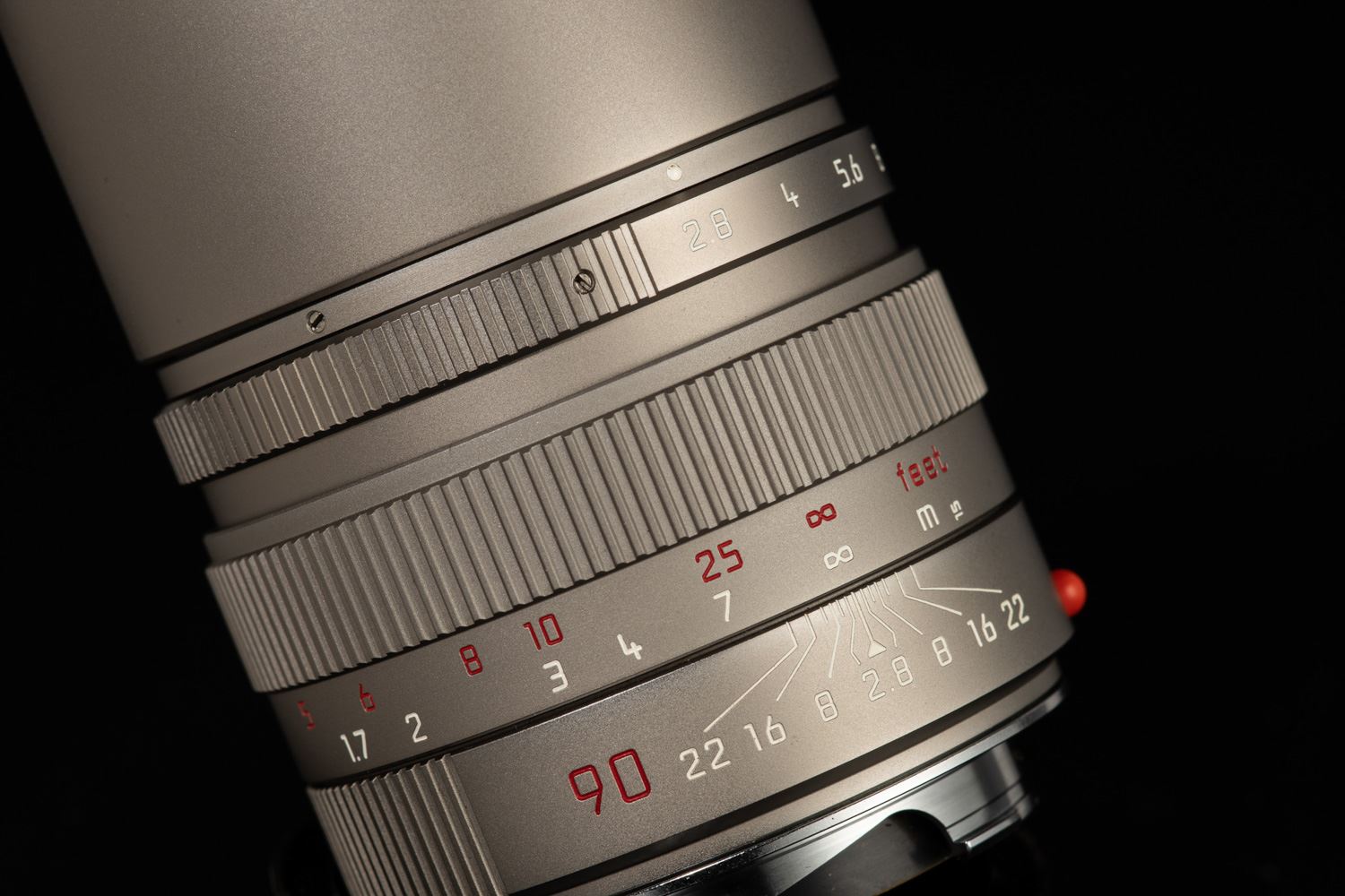 Picture of Leica Elmarit-M 90mm f/2.8 Titanium