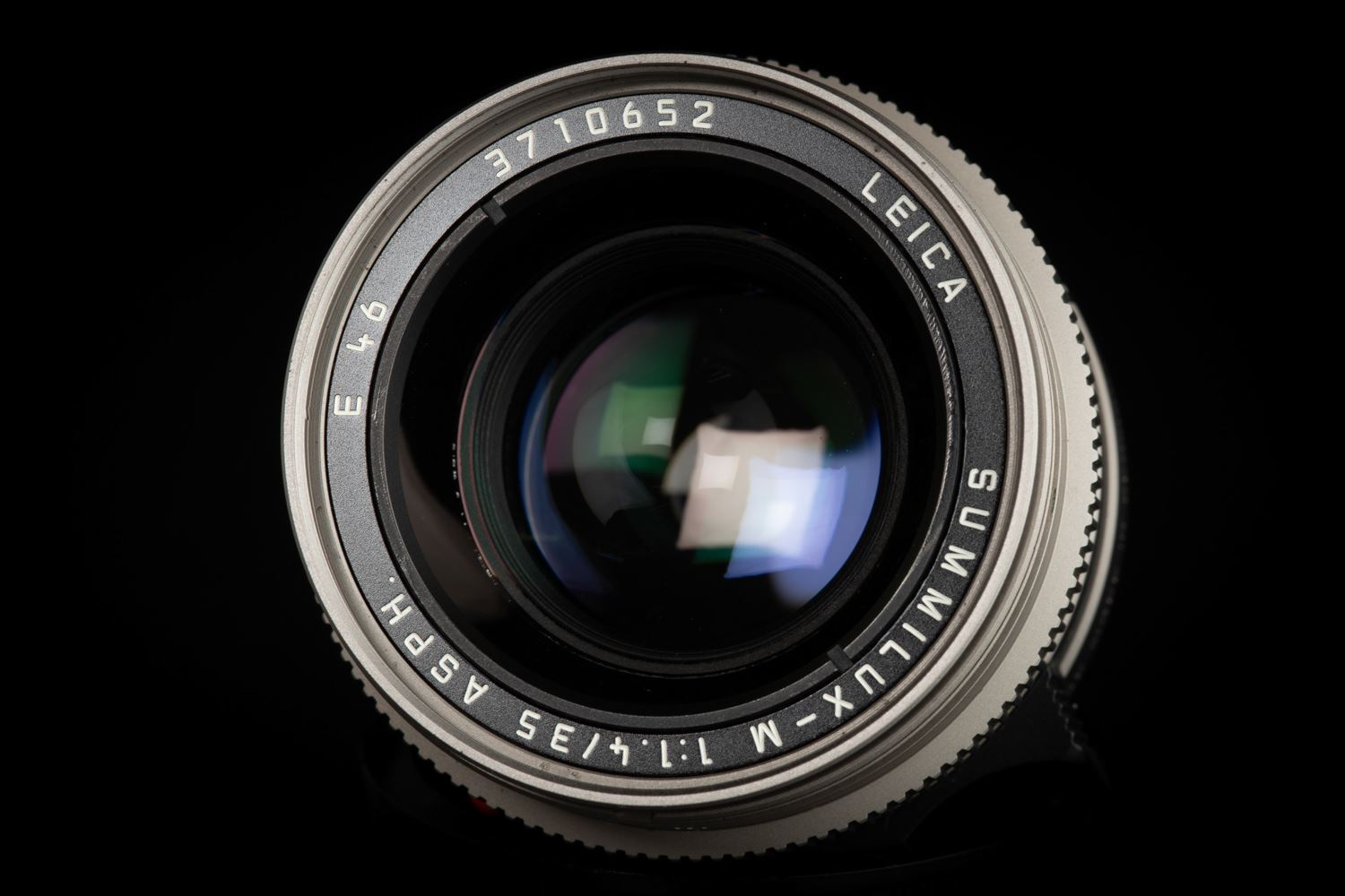 Picture of Leica Summilux-M 35mm f/1.4 ASPH Titanium