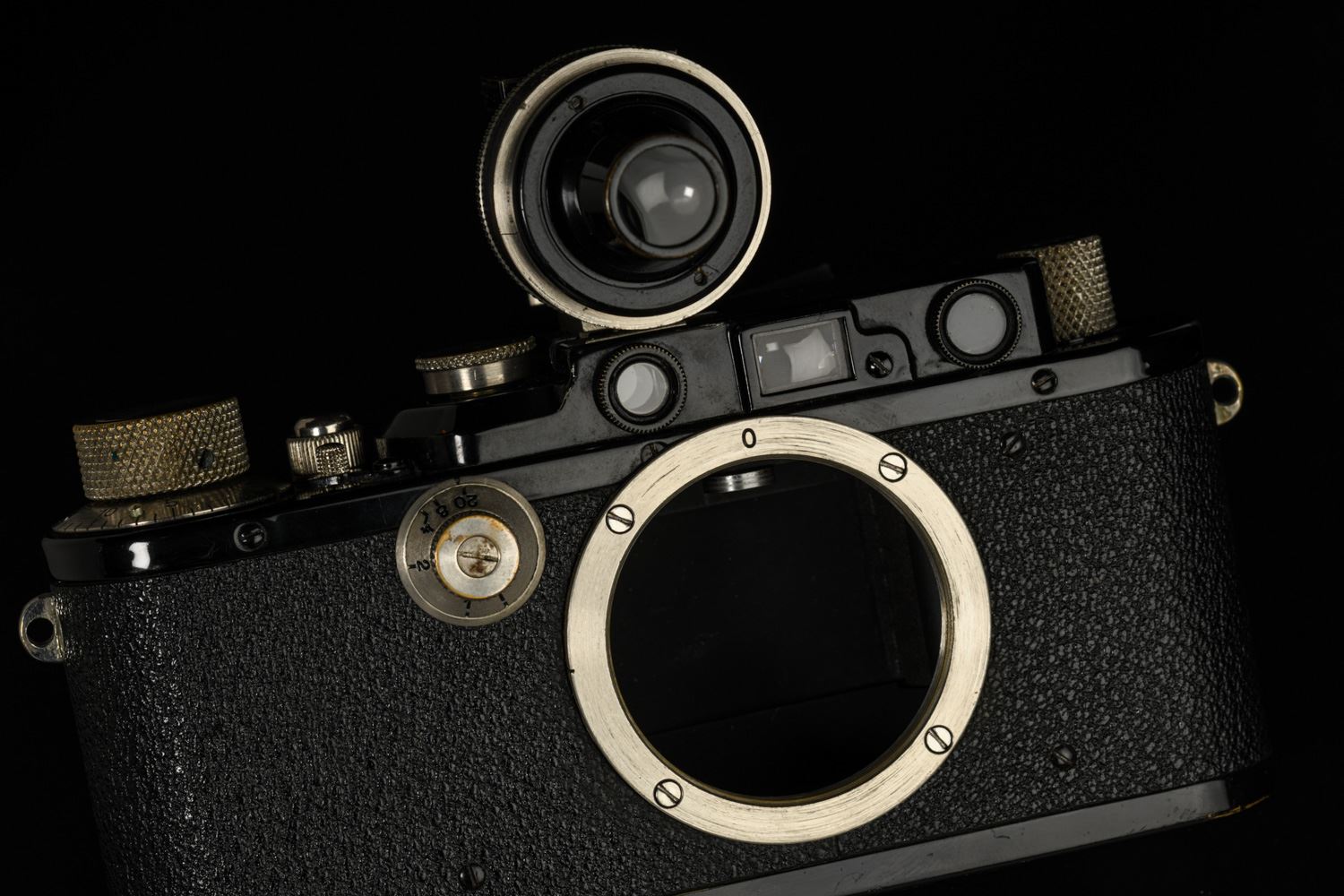 Picture of Leica III with Hektor 73mm f/1.9 All Black