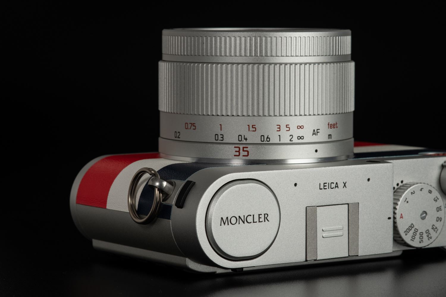 Picture of Leica X (Typ113) Moncler Edition
