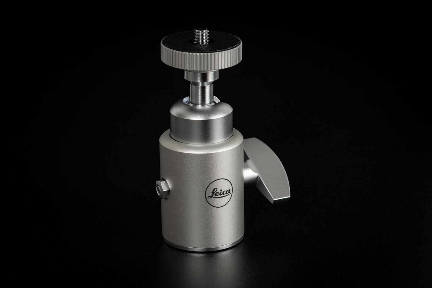 Picture of Leica Ball head 18, small, silver anodize finish