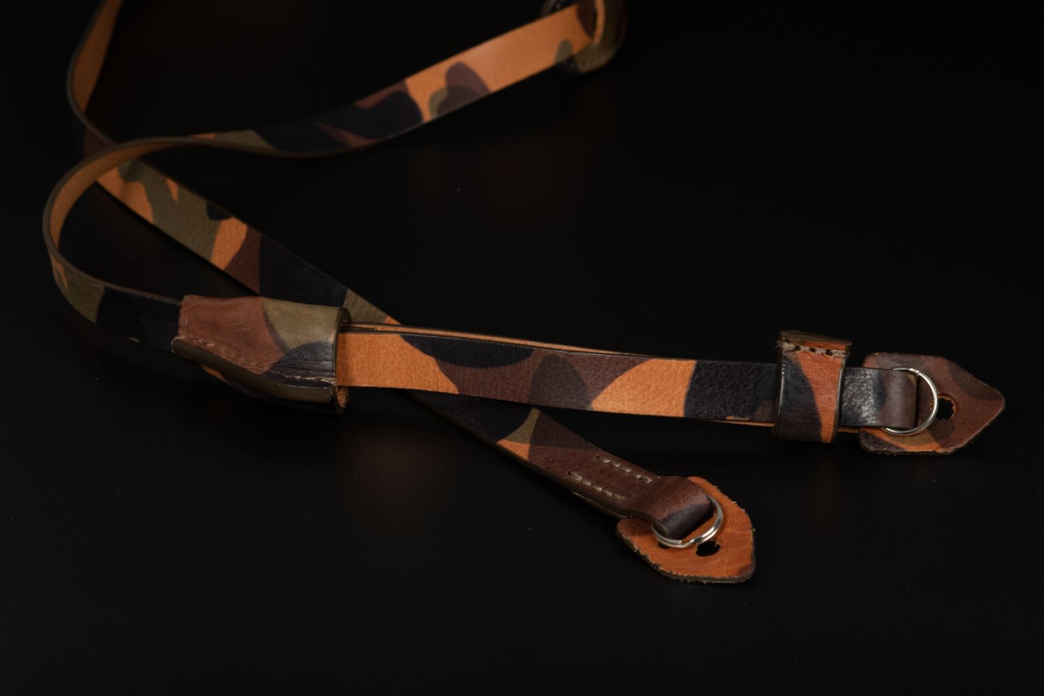 Picture of Angelo Pelle Neck Strap, Padded - Camouflage Pad and Belt