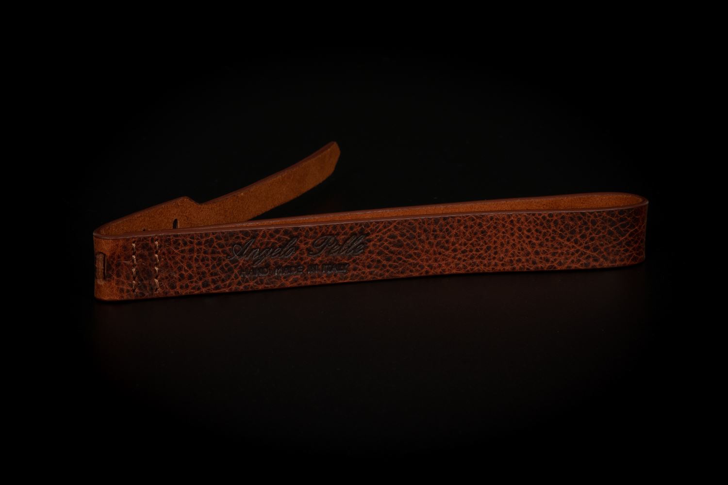 Picture of Angelo Pelle Wrist Strap, SL - Foxy Brown