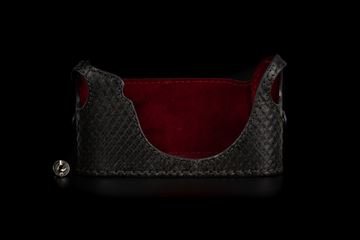 Picture of Angelo Pelle Half Case for M10 - Python Black