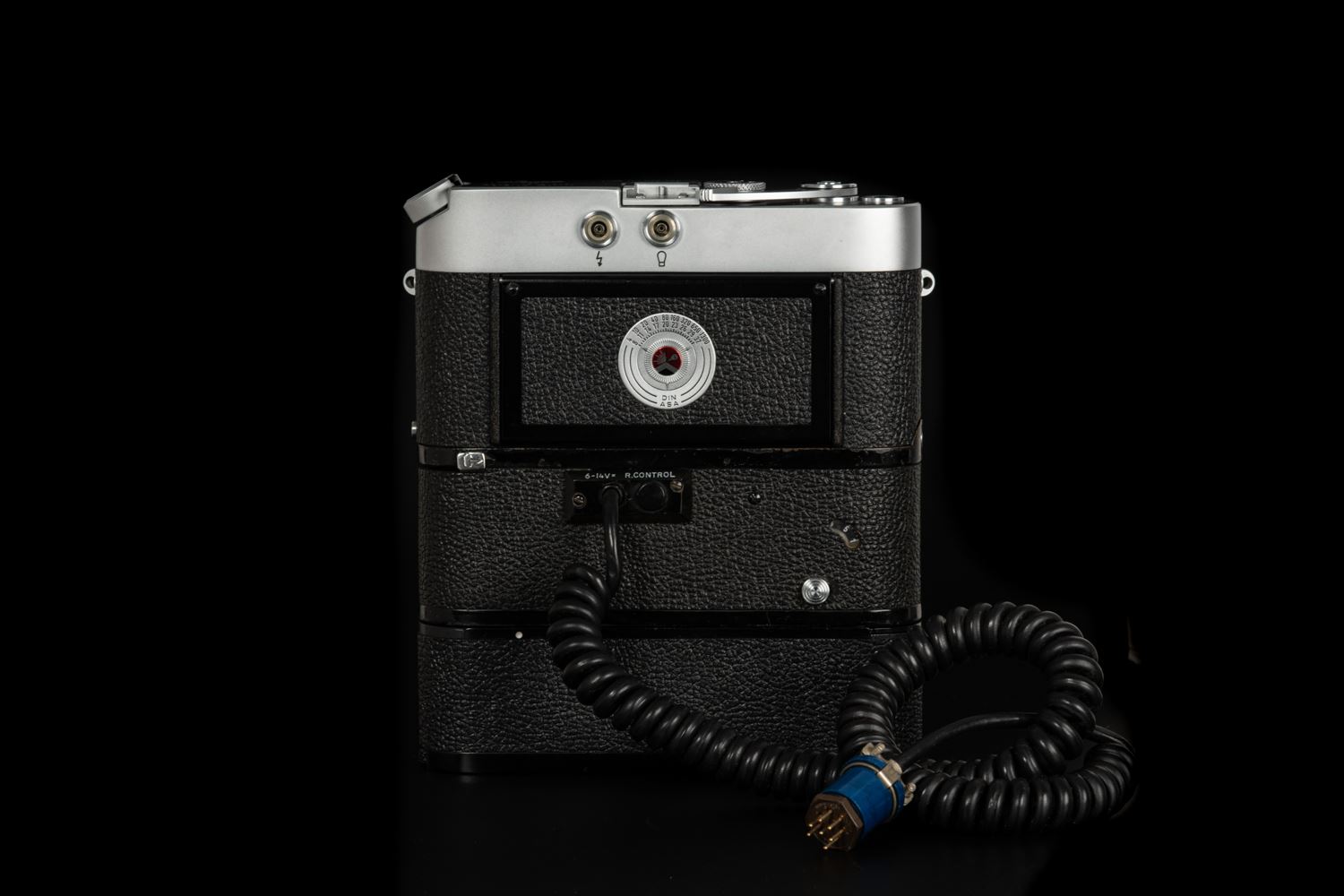 Picture of Leica Mda Silver with New York Motor Drive