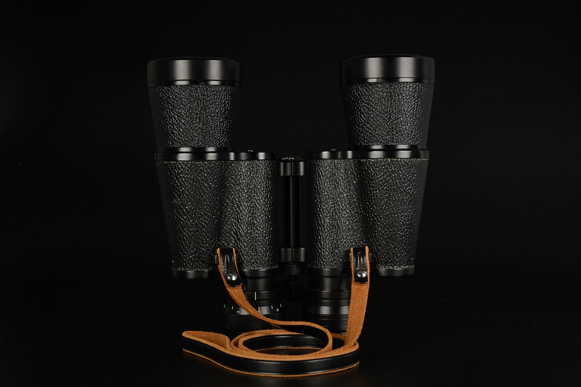 Picture of nikon nippon kogaku J-B7 7x50 binoculars