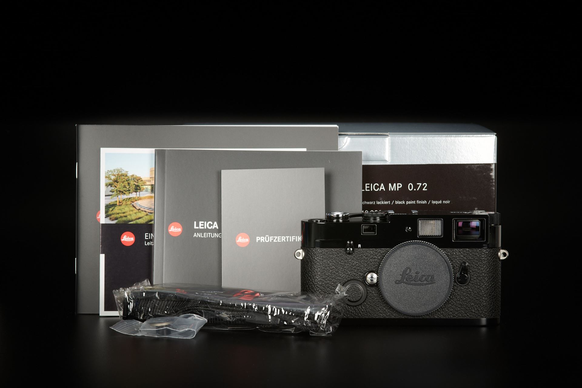 Picture of leica mp black paint