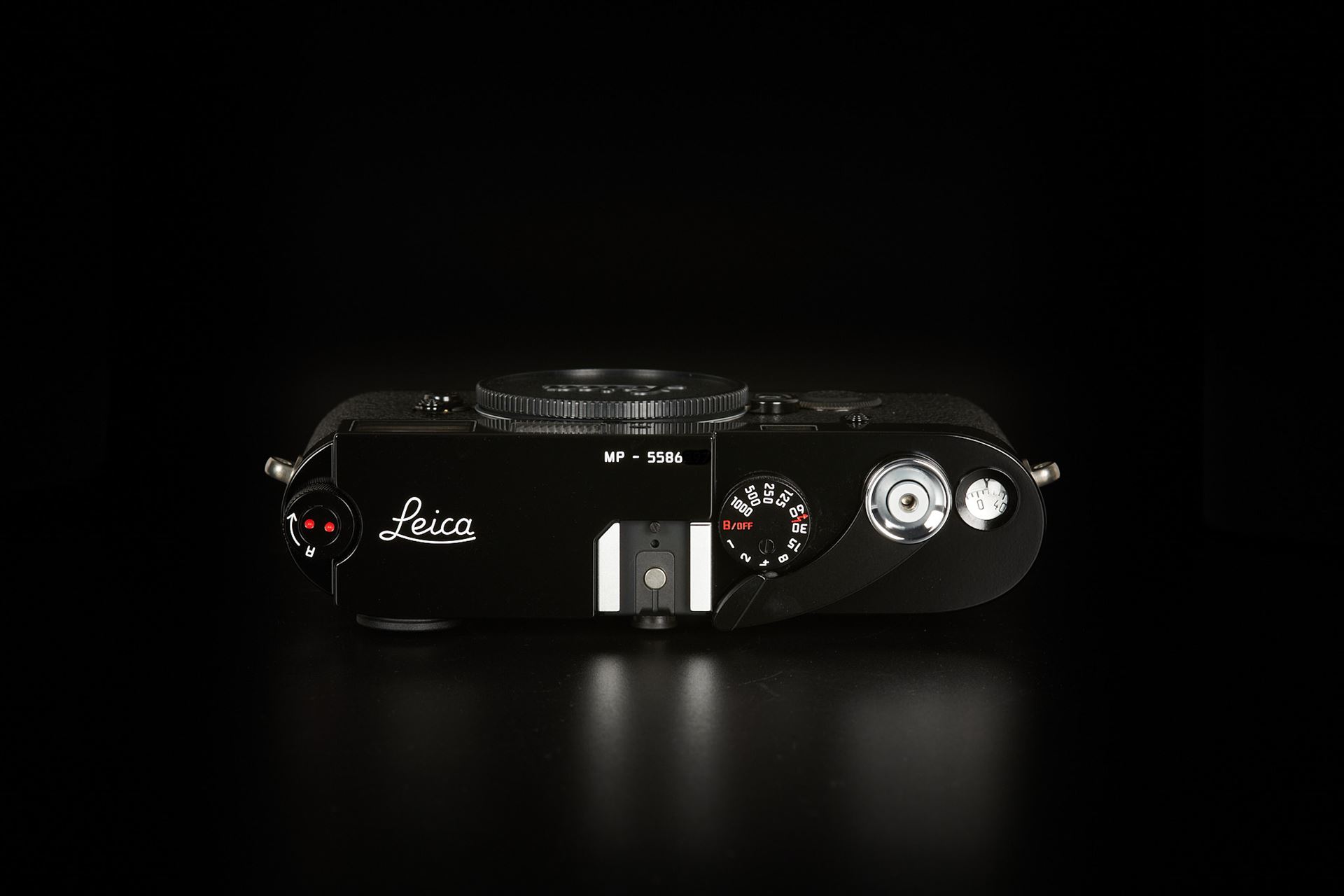 Picture of leica mp black paint