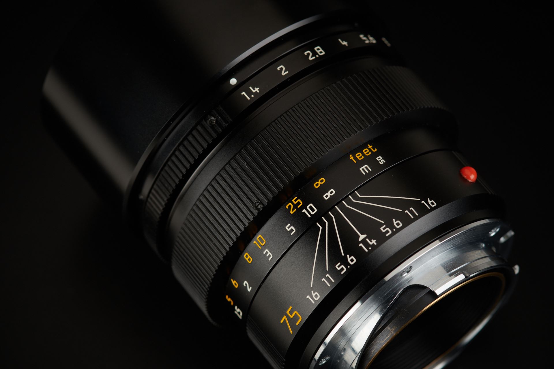 Picture of leica summilux-m 75mm f/1.4 ver.3 germany