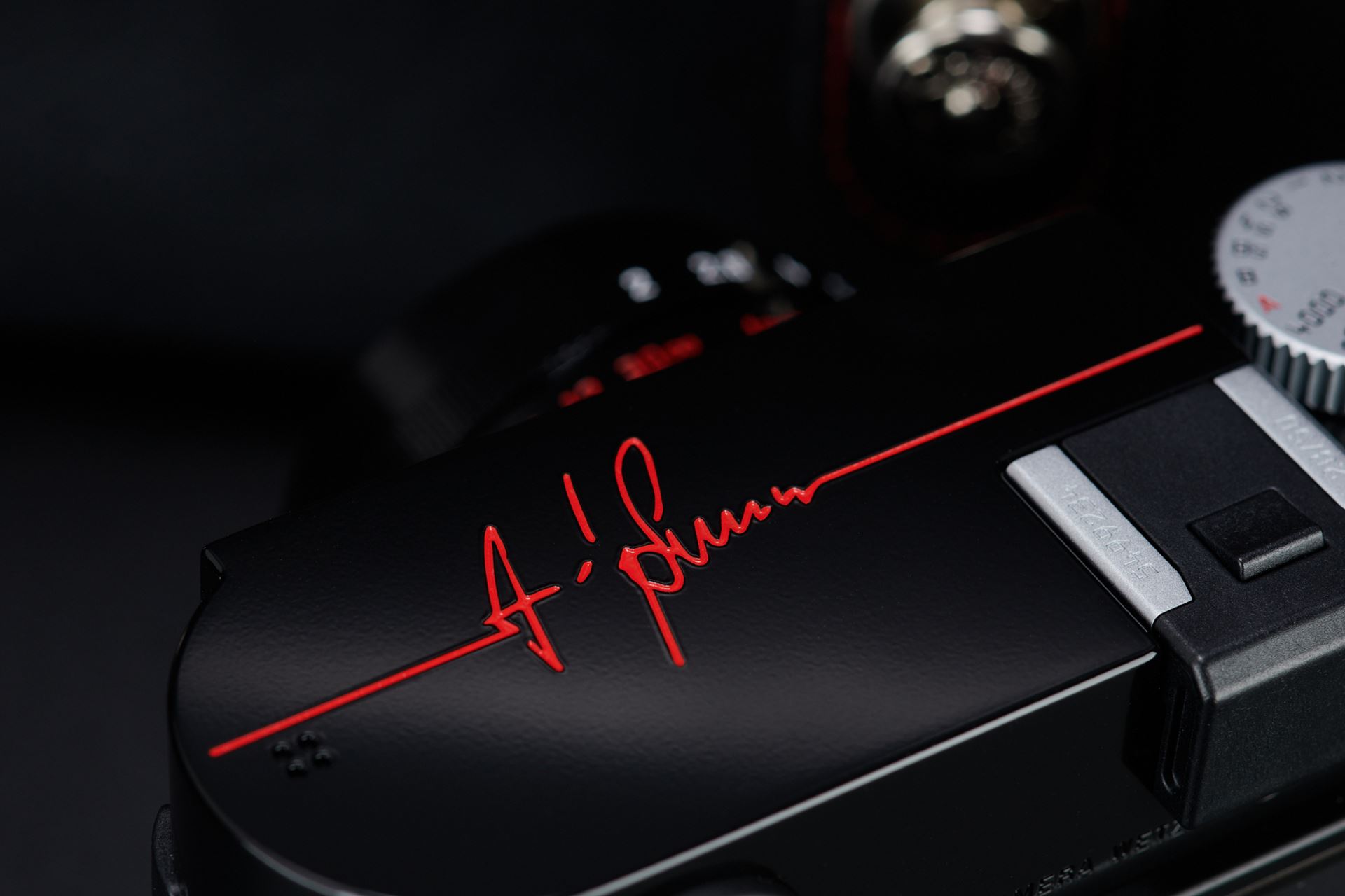 Picture of leica m monochrom "signature" by Andy summers black paint