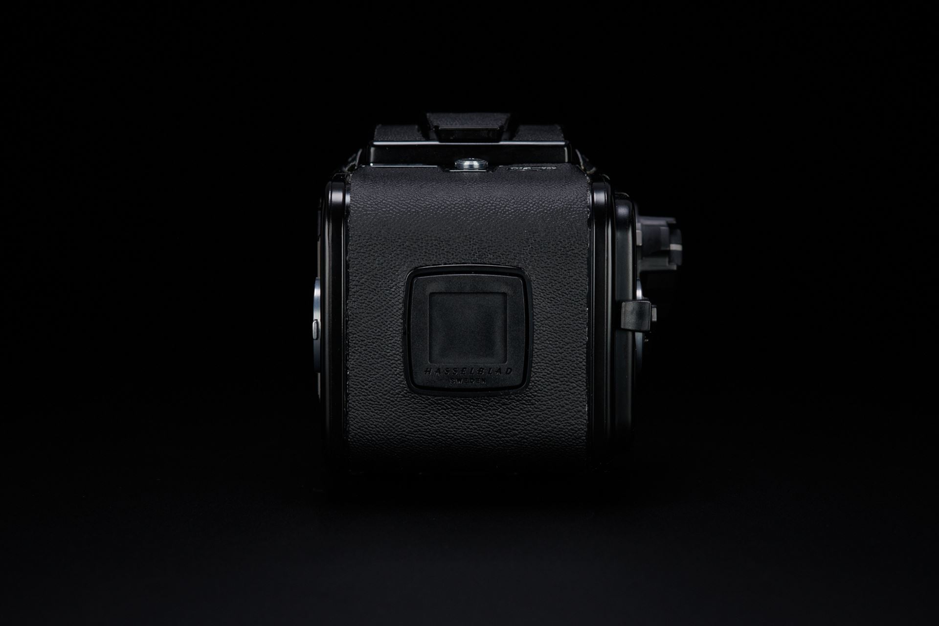 Picture of hasselblad 503 cxi w/ planar 80mm f/2.8
