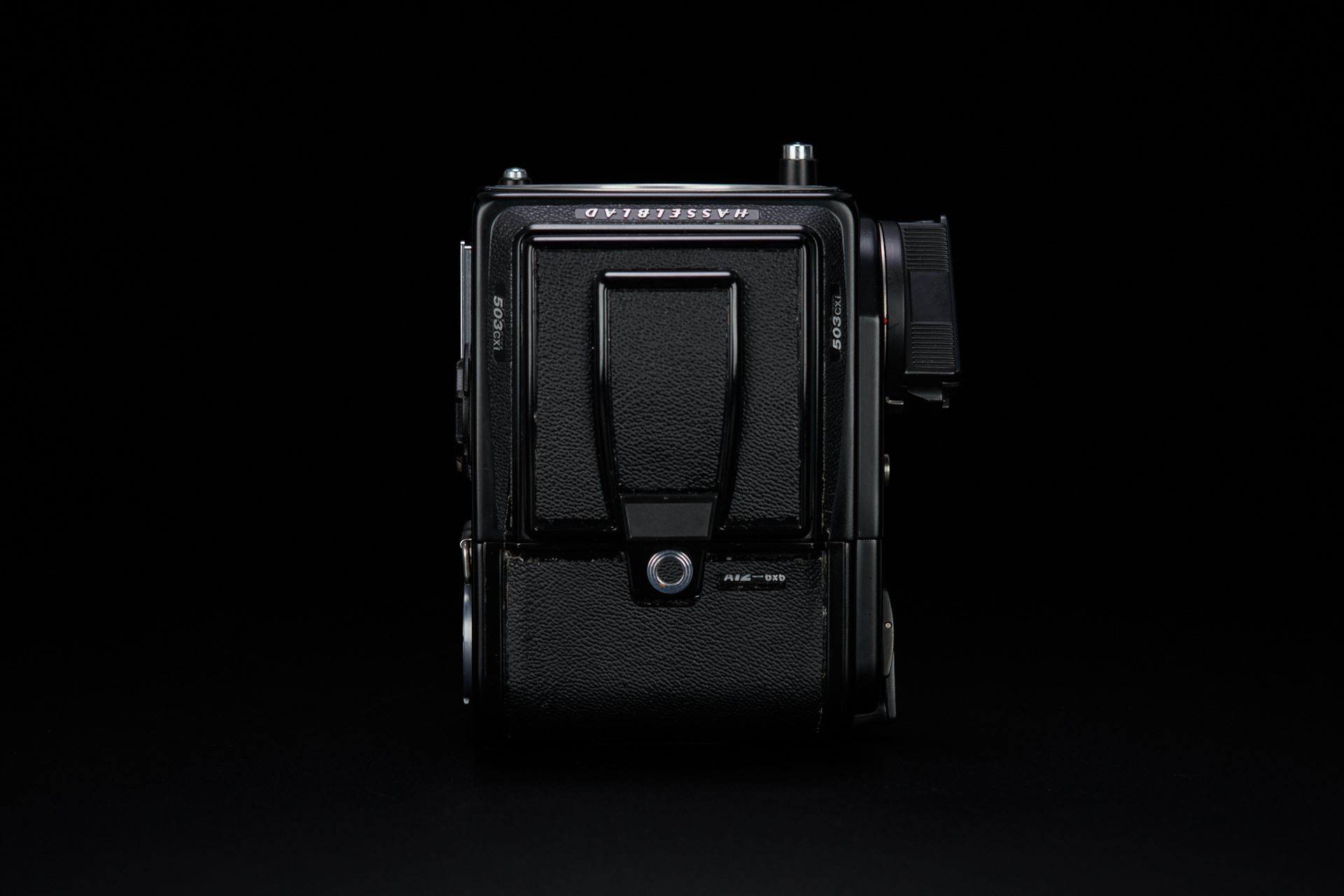 f22cameras | hasselblad 503 cxi w/ planar 80mm f/2.8 (11et11239)
