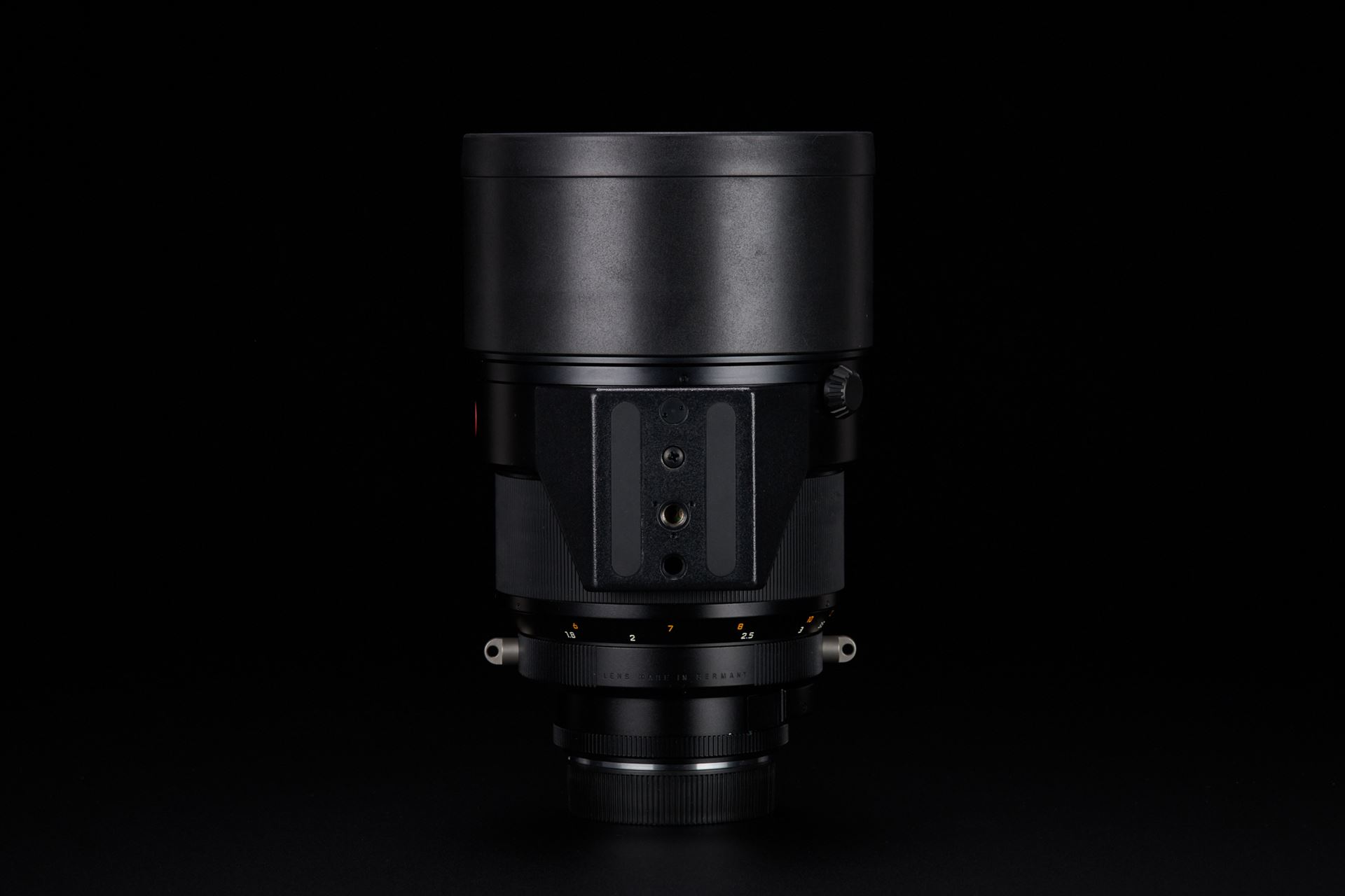 Picture of leica apo-summicron-r 180mm f/2