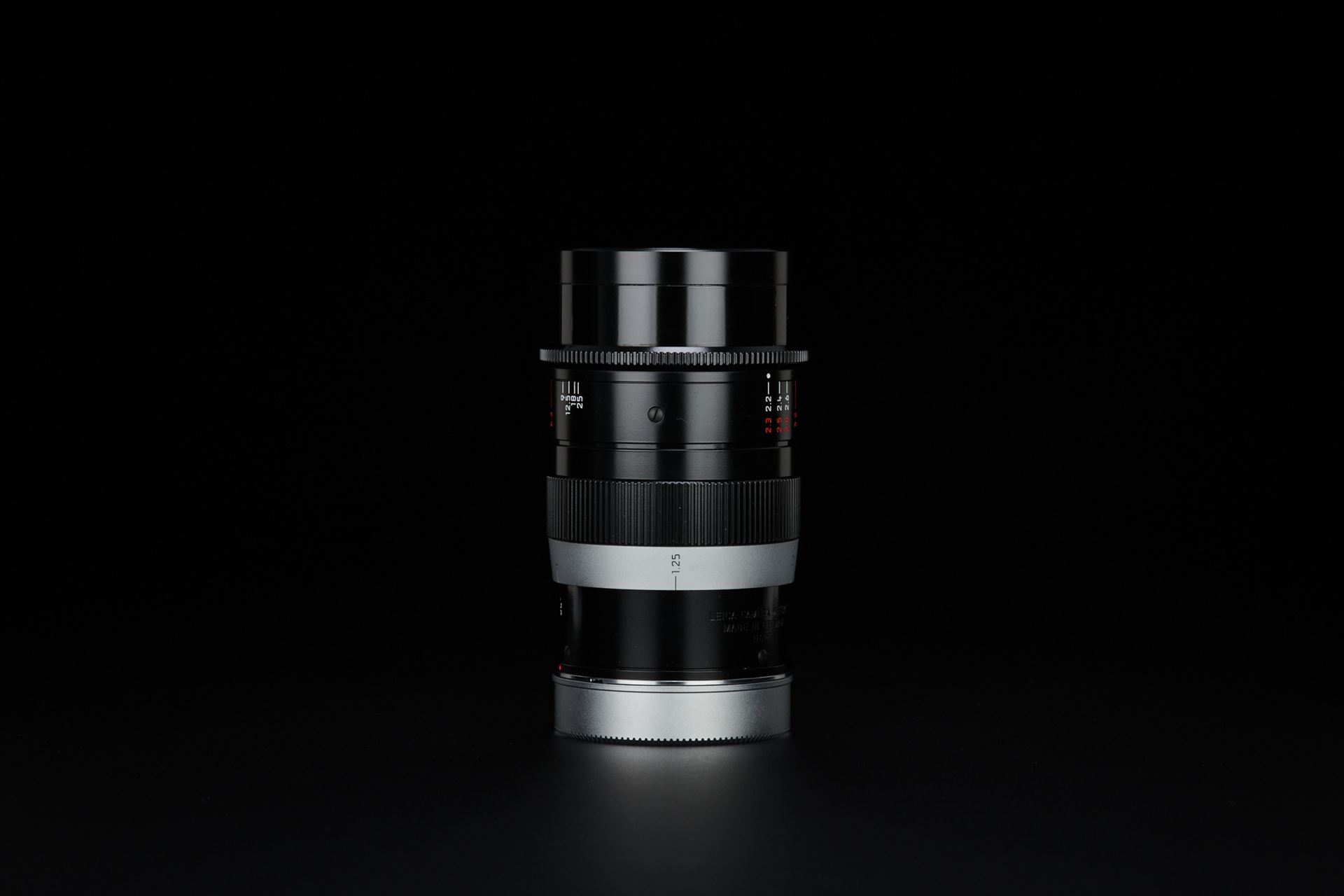 Picture of Leica Thambar-M 90mm f/2.2 Black Paint