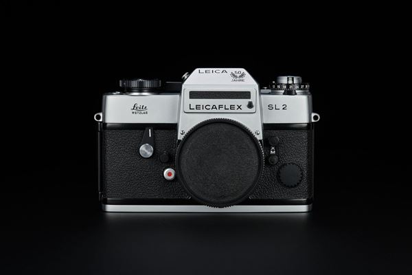 Leica Leicaflex SL2 50 Jahre Silver (1386852) - f22cameras