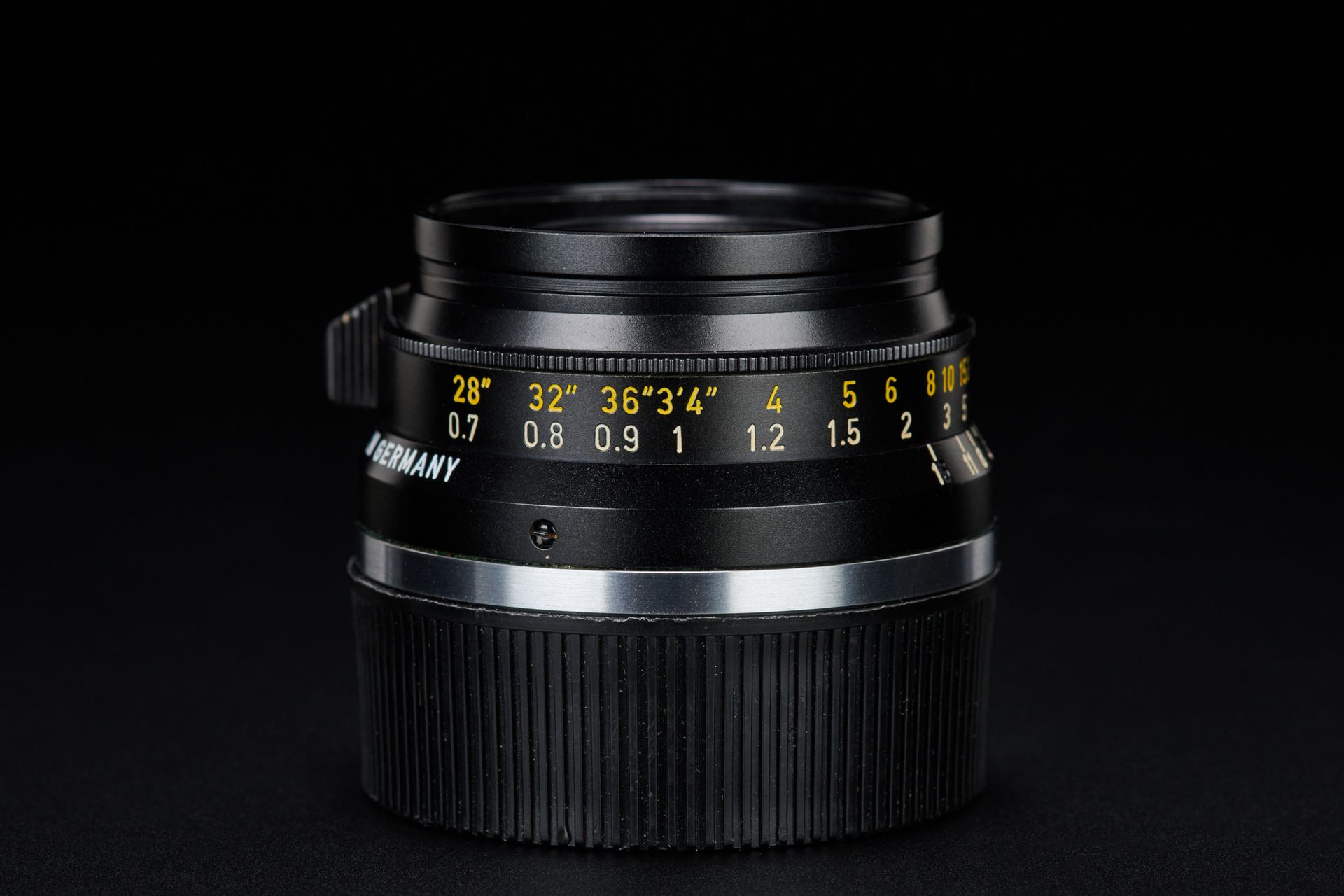 Picture of Leica Summicron 35mm f/2 Ver. 1 Black Paint