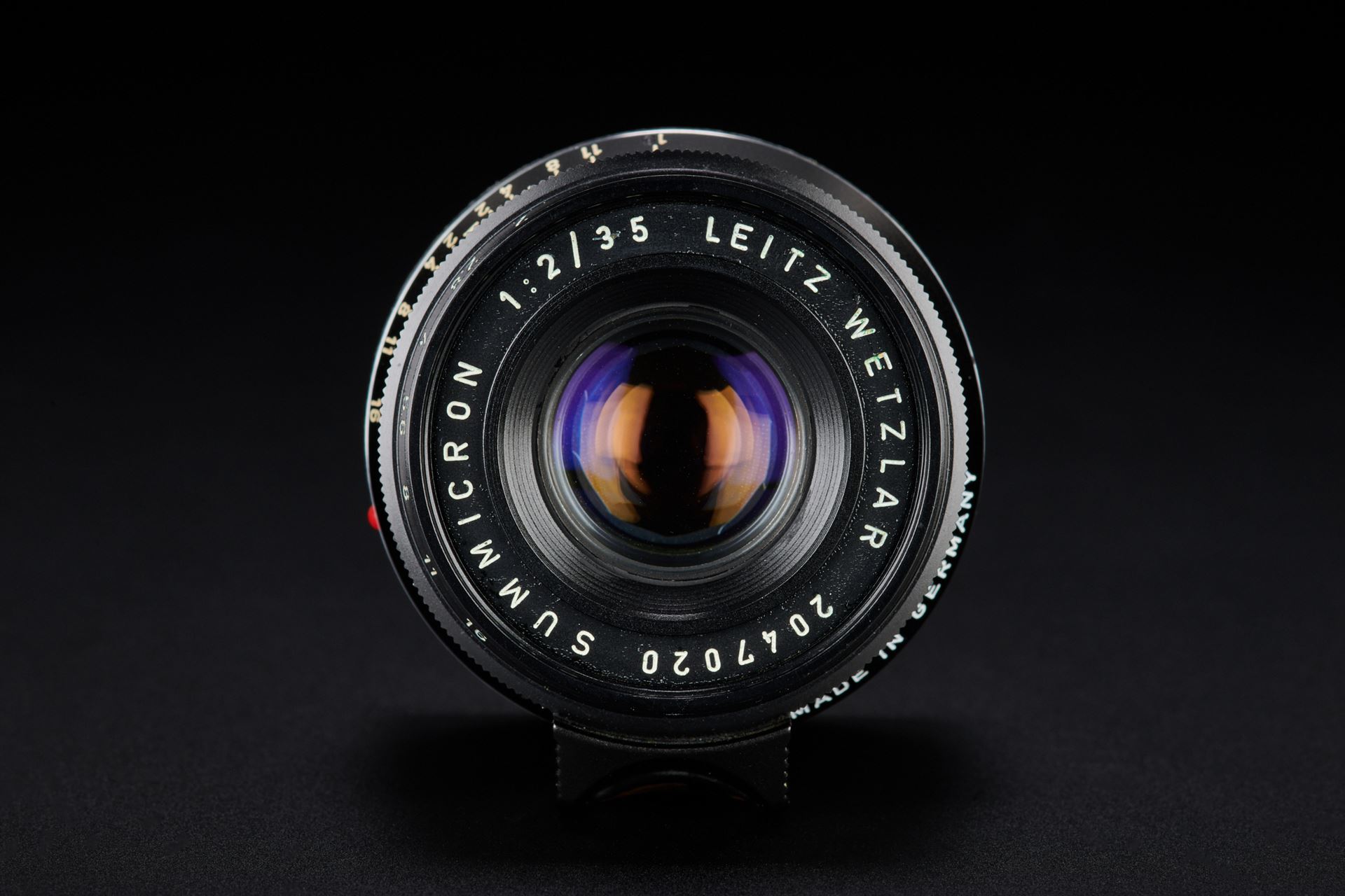 Picture of Leica Summicron 35mm f/2 Ver. 1 Black Paint