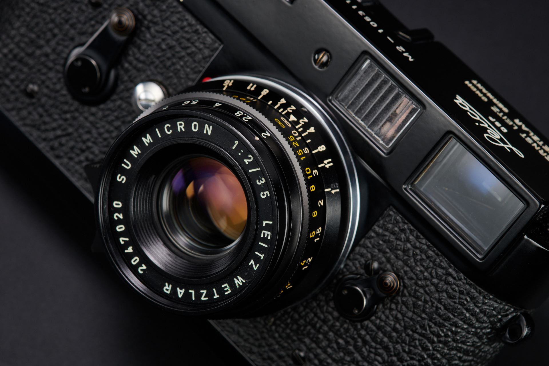 Picture of Leica Summicron 35mm f/2 Ver. 1 Black Paint